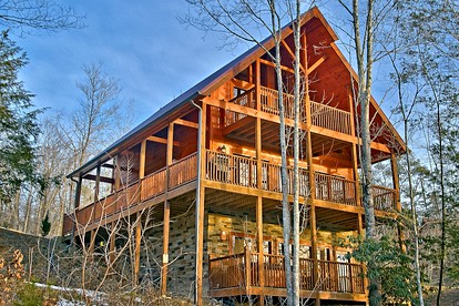 Peaceful Gatlinburg Getaway Ideal for a Family Vacation in Tennessee - glamping.directory