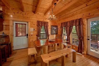 Peaceful Gatlinburg Getaway Ideal for a Family Vacation in Tennessee - Gatlinburg, Tennessee - glamping.directory