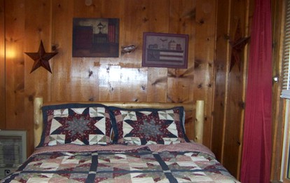Secluded Tree House Cabin Tucked Away in the Woods near Blue Ridge, Georgia - Blue Ridge, Georgia - glamping.directory