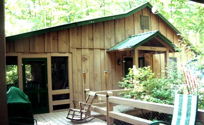 Secluded Tree House Cabin Tucked Away in the Woods near Blue Ridge, Georgia - glamping.directory