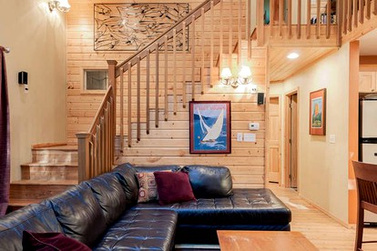 Stunning Luxury Cabin Rental for Seven with Private Hot Tub near Mount Baker - Glacier, Washington - glamping.directory