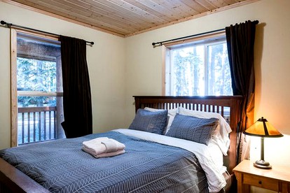 Stunning Luxury Cabin Rental for Seven with Private Hot Tub near Mount Baker - Glacier, Washington - glamping.directory