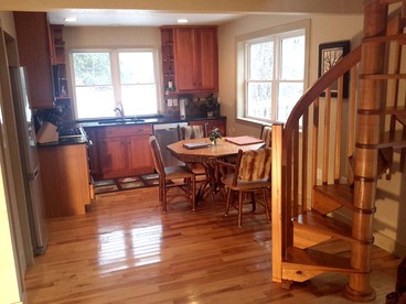 Charming Cabin Rental with Hiwassee River in Backyard in Hayesville, North Carolina - Hayesville, North Carolina - glamping.directory