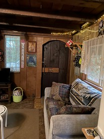 Glamping in the Eclipse Cabin in Forks, Washington, Home of the Twilight Saga - Forks, Washington - glamping.directory