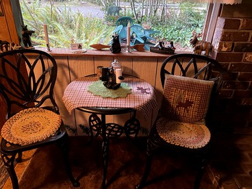 Glamping in the Eclipse Cabin in Forks, Washington, Home of the Twilight Saga - Forks, Washington - glamping.directory