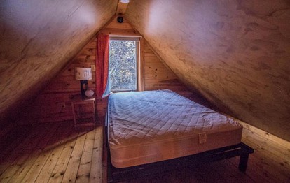 Authentic Cabin Rental for a Family-Friendly Getaway near Homer, Alaska - Sterling, Alaska - glamping.directory