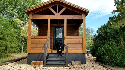Unique Pet-Friendly Mountain Cabin Rental near Tryon International Equestrian Center - glamping.directory
