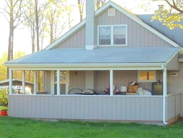Peaceful Cabin Rental for Groups on a Farm near Susquehannock State Forest, Pennsylvania - glamping.directory