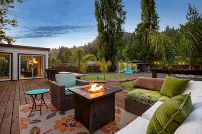 Gorgeous Cabin with Hot-tub in Monte Rio, California - Monte Rio, California - glamping.directory