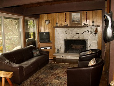 Riverside Cabin Camping Rental in the Central Cascades - Skykomish, Washington - glamping.directory