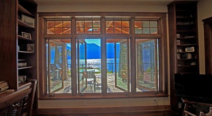 Lakeside Vacation Rental with Stunning Views and Spacious Interior on Flathead Lake, Montana - Polson, Montana - glamping.directory