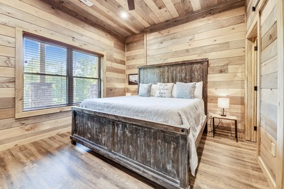 Opulent Oasis: Sevierville's Premier Luxury Cabin for Big Groups with Hot Tub - Sevierville, Tennessee - glamping.directory