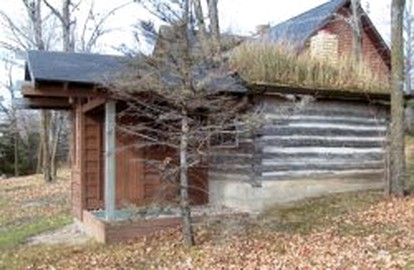 Romantic Log Cabin and Sauna near Detroit Lakes, Minnesota - glamping.directory