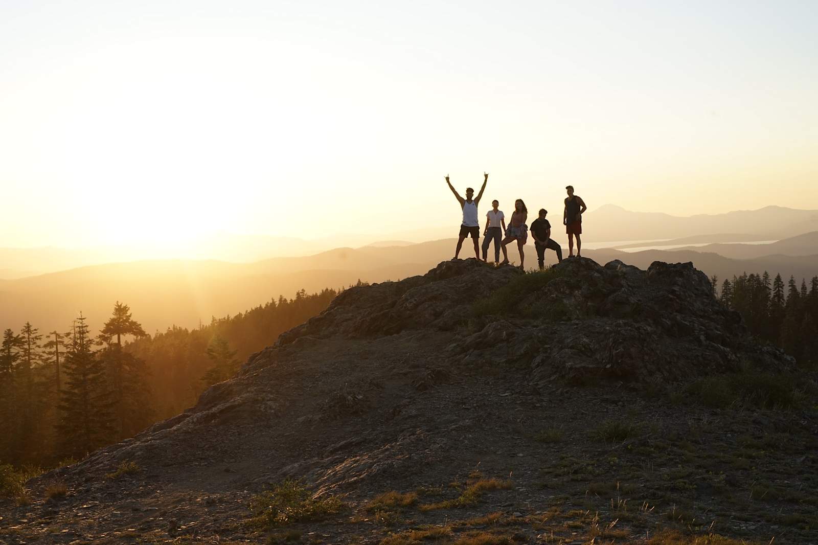 Oakland Feather River Camp - Quincy, California - glamping.directory