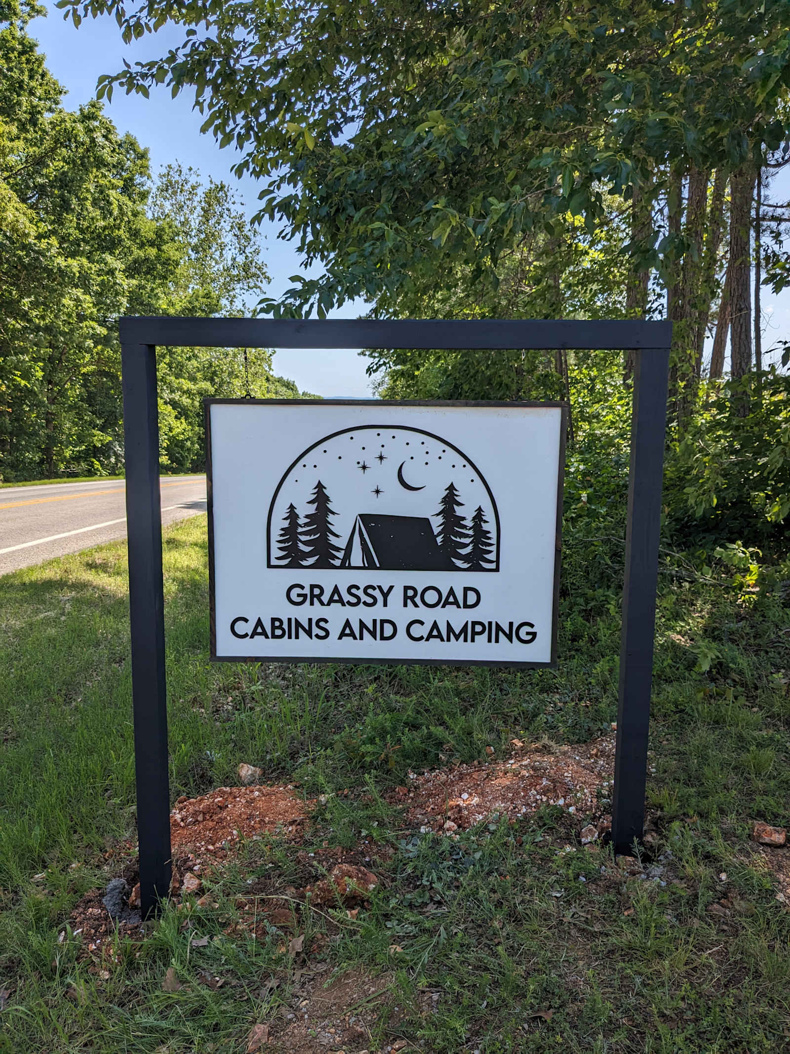 Grassy Road Cabins and Camping - Marshall, Arkansas - glamping.directory
