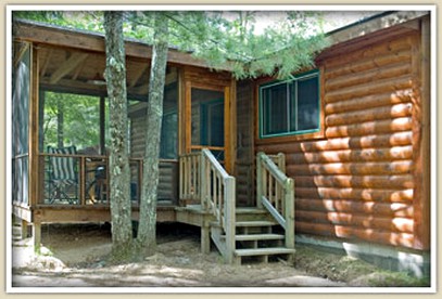 Idyllic Woodland Getaway by Squaw Lake in Lac Du Flambeau, Wisconsin - Lac du Flambeau, Wisconsin - glamping.directory