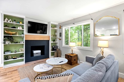 Amazing Cabin + Tiny Cabin with Hot-tub and Fire Pit in New Market, Virginia - New Market, Virginia - glamping.directory