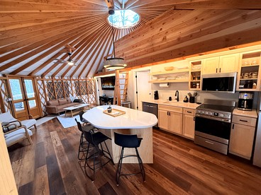Scenic Woodland Yurt with Stargazing Dome & Firepit near Carson, Washington - Carson, Washington - glamping.directory