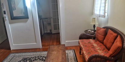Charming Suite Rental with Complimentary Breakfast in Maui, Hawaii - Makawao, Hawaii - glamping.directory