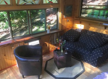 Rustic Off-Grid Cabin Getaway near Wayne National Forest, Ohio - Athens, Ohio - glamping.directory