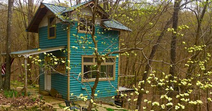 Rustic Off-Grid Cabin Getaway near Wayne National Forest, Ohio - glamping.directory