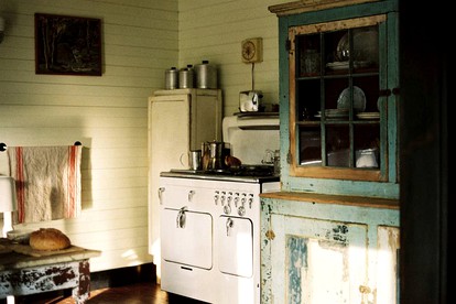 Charming Cottage Rental with Antique Decor in Narrowsburg, New York - Narrowsburg, New York - glamping.directory