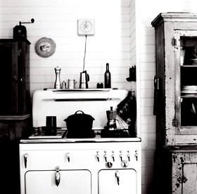 Charming Cottage Rental with Antique Decor in Narrowsburg, New York - Narrowsburg, New York - glamping.directory