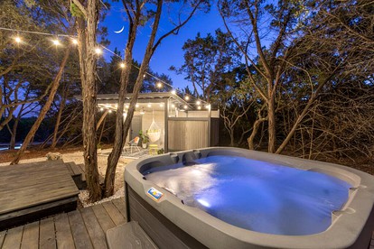 Charming Texas Tiny House with Private Hot Tub for the Best Glamping in Wimberley - Wimberley, Texas - glamping.directory