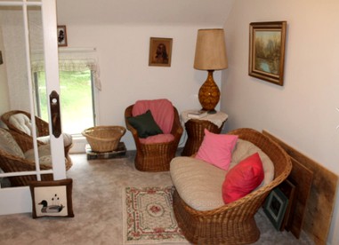 Secluded Bed and Breakfast Rental near the Mississippi River in Zumbro Falls, Minnesota - Zumbro Falls, Minnesota - glamping.directory