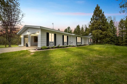 Serene Riverside Retreat with Air Hockey and Pool Table in Little Suamico, Wisconsin - glamping.directory