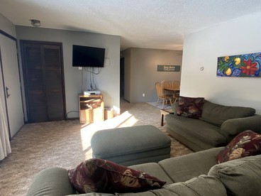 Pet-Friendly, Wonderful Waterfront Family Getaway Cabin with Private Access to Lake Mitchell & Lake Cadillac in Michigan - Cadillac, Michigan - glamping.directory