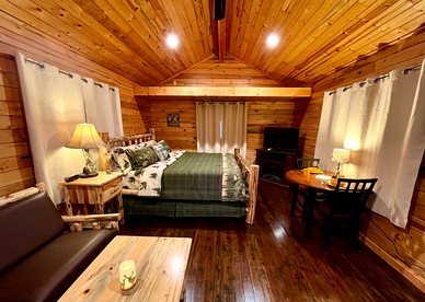 Family-Friendly Cabin Suite Rental near Thompson Falls, Montana - Thompson Falls, Montana - glamping.directory