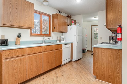 Comfy Sweet Cottage with BBQ Surrounded by Nature in Michigan - Au Gres, Michigan - glamping.directory