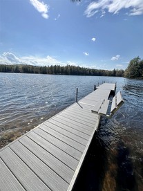Waterfront Cottage with Equipped Deck and Private Dock in Maine - Naples, Maine - glamping.directory