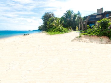 Luxurious Villa Rental on the Beach on Kauai, Hawaii - glamping.directory