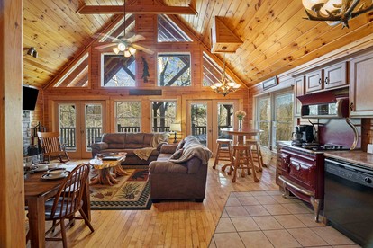 Stunning Log Cabin with Movie Theatre & Hot Tub near Arts and Crafts District in Gatlinburg, TN - Gatlinburg, Tennessee - glamping.directory