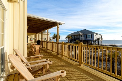 Breathtaking Pet Friendly Cottage with Barbecue in Dauphin Island, Alabama - Dauphin Island, Alabama - glamping.directory