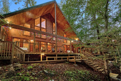 Creekside Tennessee Cabin Rental for Great Smoky Mountains Getaways - glamping.directory