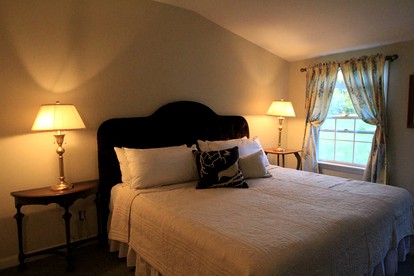 Beautiful Vacation Accommodation with Stunning Views near Lake Madeline, Vermont - Sandgate, Vermont - glamping.directory