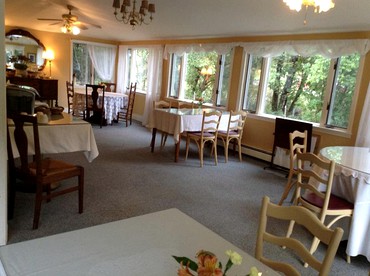 Beautiful Vacation Accommodation with Stunning Views near Lake Madeline, Vermont - Sandgate, Vermont - glamping.directory
