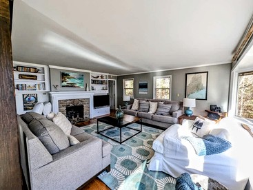 Stunning Oceanfront Ranch Cottage with Private Beach & Fire Pit Near Acadia National Park, Gouldsboro Maine - Gouldsboro, Maine - glamping.directory