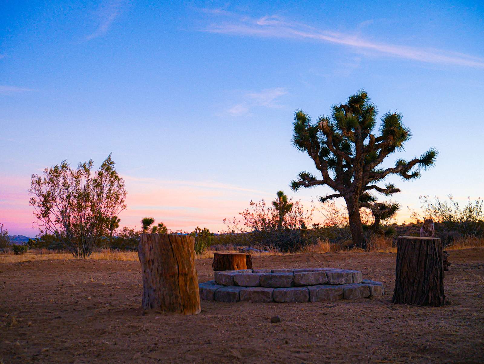 Serene! 15 min to Joshua Natl Park - glamping.directory