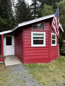Peaceful Nature Retreat with Fire Pit & Forest Views in Seward, Alaska - glamping.directory