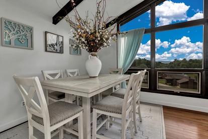 Charming Mountain Home with Panoramic Views near Black Mountain, Marion, NC - Marion, North Carolina - glamping.directory