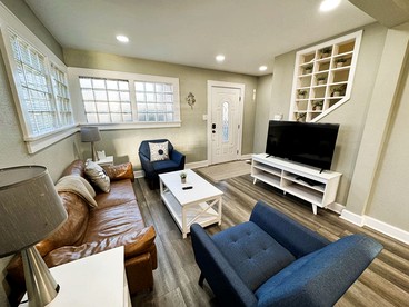 Beautifully Restored Getaway, Perfect for Groups and Relaxing Stays in Hot Springs, Arkansas - Hot Springs, Arkansas - glamping.directory