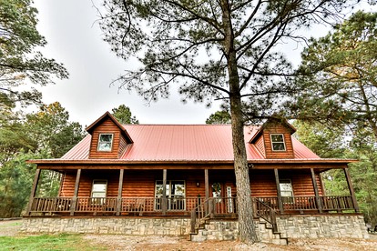 Family-Friendly Glamping Experience in Broken Bow, Oklahoma - glamping.directory