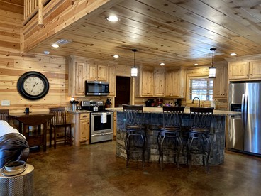 Family-Friendly Glamping Experience in Broken Bow, Oklahoma - Broken Bow, Oklahoma - glamping.directory