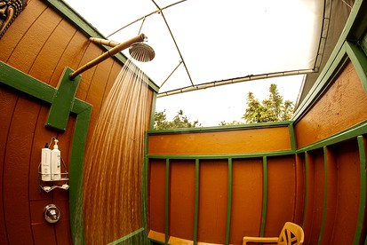Eco-Friendly Cabin for a Romantic Getaway near Volcano, Hawaii - Pahoa, Hawaii - glamping.directory