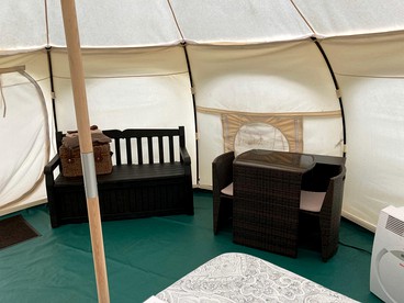 Gorgeous Virginia Retreat on a Farm with Spectacular Views - Gordonsville, Virginia - glamping.directory