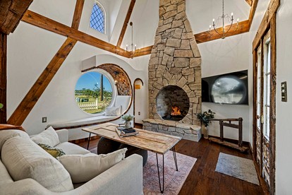 Enchanting Turret-Style Tower with Hot Tub & Fairytale Design near Fredericksburg, Texas - Fredericksburg, Texas - glamping.directory